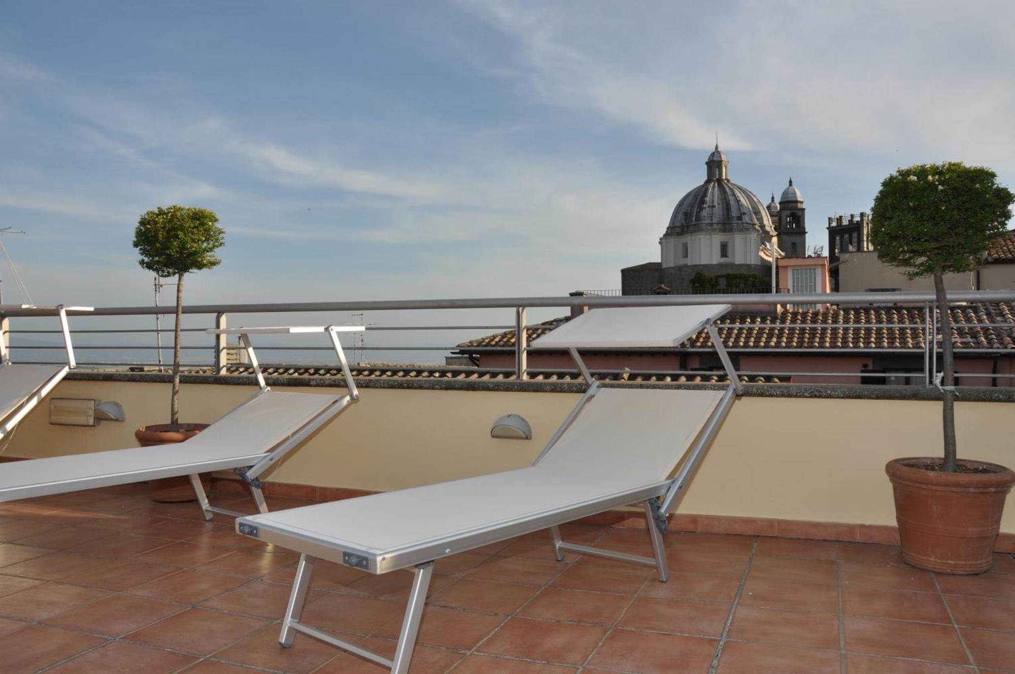 Hotel Urbano V Montefiascone Zewnętrze zdjęcie