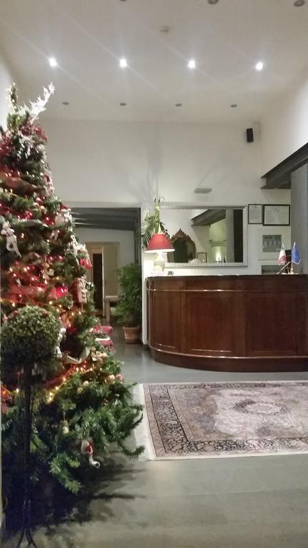 Hotel Urbano V Montefiascone Zewnętrze zdjęcie